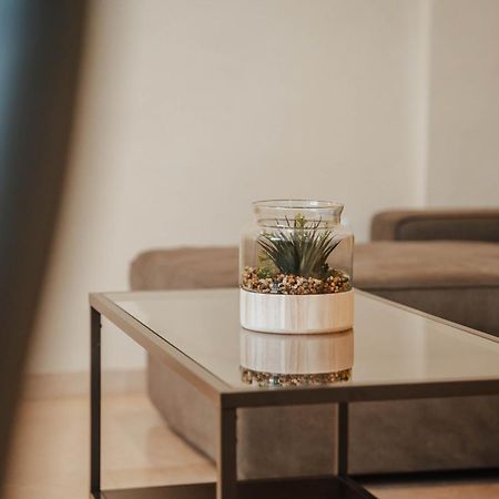 Gran Apartamento De 3 Habitaciones Junto A La Catedral Malaga Bagian luar foto