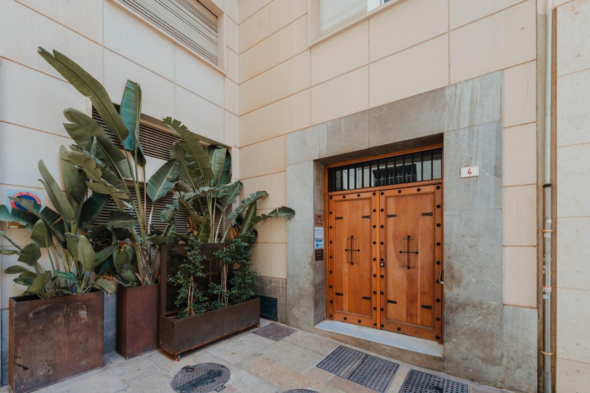 Gran Apartamento De 3 Habitaciones Junto A La Catedral Malaga Bagian luar foto